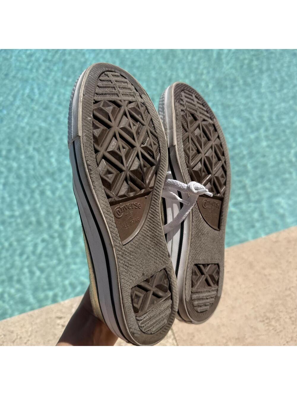 Converse Metallic Gold Low Top Sneakers Size 7 - Picture 3 of 5